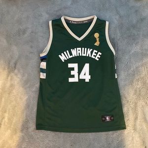 Youth Large NBA Basketball jersey Giannis Antetokounmpo
